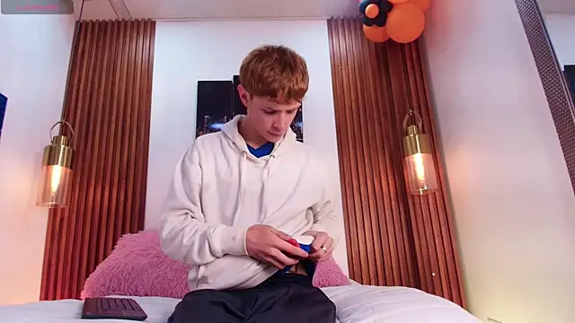 Snapshot of JackFrosst chatting on November 12, 2025, 12:20 pm JackFrosst online show from November 12, 2025, 12:20 pm