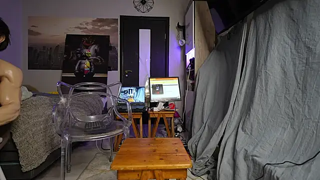 69littlebig69 online show from May 12, 2026, 2:12 pm
