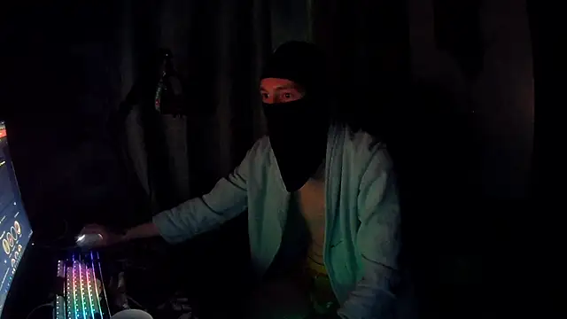 Snapshot of suicdemask chatting on February 19, 2026, 4:26 pm suicdemask online show from February 19, 2026, 4:26 pm