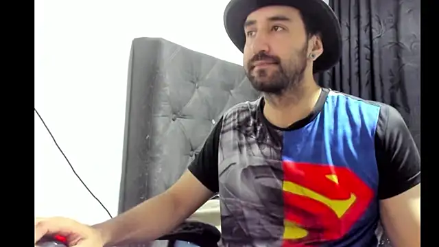 coolfriki online show from November 1, 2025, 2:51 am