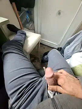 Mert2334 online show from February 21, 2026, 1:02 pm