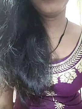 anjali2351 online show from April 3, 2026, 10:43 am