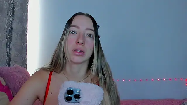 Sophia rouse online show from November 10, 2025, 3:28 pm