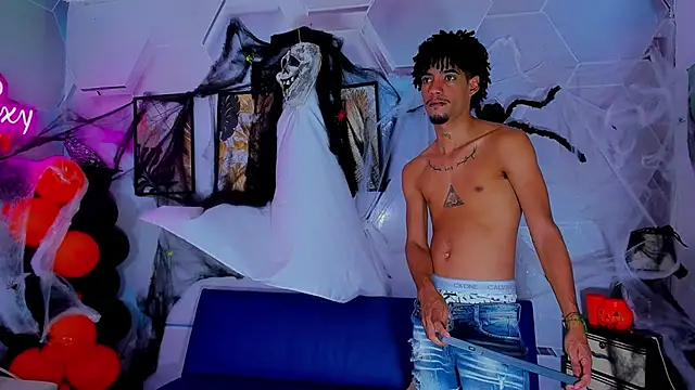 Snapshot of Justin_rain chatting on October 31, 2025, 6:37 pm Justin rain online show from October 31, 2025, 6:37 pm