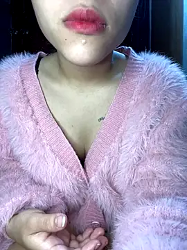 Lyly69699 online show from November 3, 2025, 1:22 am