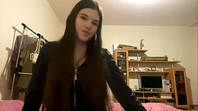 Snapshot of AlmetaBradicich chatting on November 24, 2025, 4:29 pm AlmetaBradicich online show from November 24, 2025, 4:29 pm