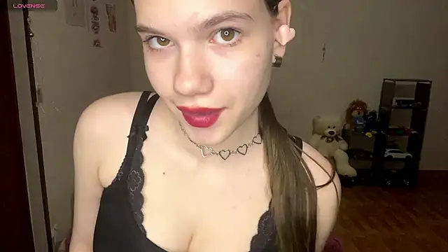 Snapshot of AlmetaBradicich chatting on November 14, 2025, 3:48 pm AlmetaBradicich online show from November 14, 2025, 3:48 pm