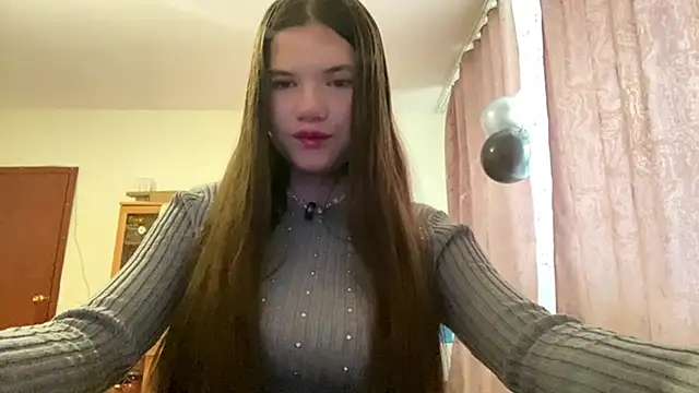 Snapshot of AlmetaBradicich chatting on October 10, 2025, 6:14 am AlmetaBradicich online show from October 10, 2025, 6:14 am