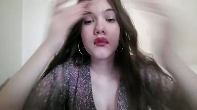 Snapshot of AlmetaBradicich chatting on October 26, 2025, 6:25 am AlmetaBradicich online show from October 26, 2025, 6:25 am