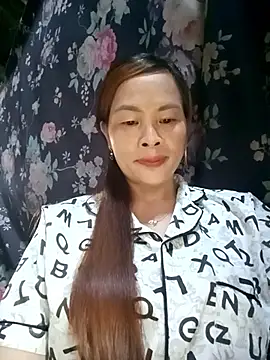 lucky774- online show from October 13, 2025, 1:29 am