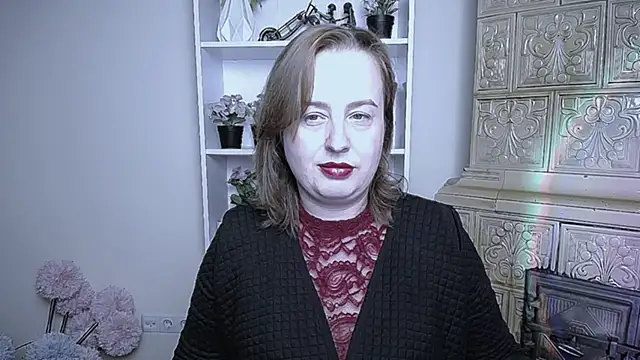 HelenFl online show from October 13, 2025, 6:48 am