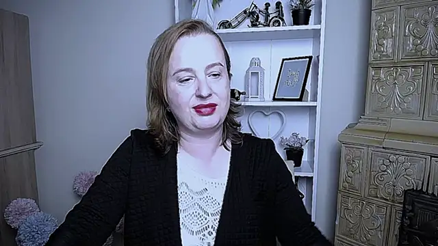 HelenFl online show from October 11, 2025, 6:47 am