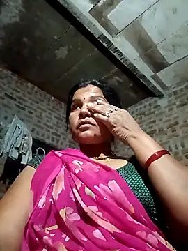 Snapshot of Nm_sanjna chatting on April 4, 2026, 12:06 am Nm sanjna online show from April 4, 2026, 12:06 am