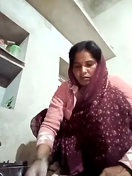 Snapshot of Nm_sanjna chatting on February 2, 2026, 2:43 am Nm sanjna online show from February 2, 2026, 2:43 am