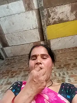 Snapshot of Nm_sanjna chatting on April 16, 2026, 11:33 am Nm sanjna online show from April 16, 2026, 11:33 am