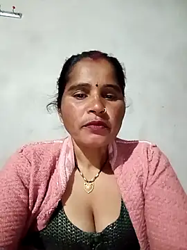 Snapshot of Nm_sanjna chatting on February 18, 2026, 11:23 pm Nm sanjna online show from February 18, 2026, 11:23 pm