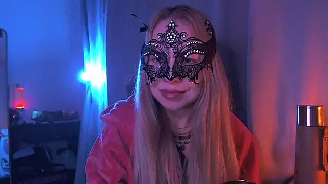 Snapshot of Soviraia chatting on February 21, 2026, 5:26 pm Soviraia online show from February 21, 2026, 5:26 pm