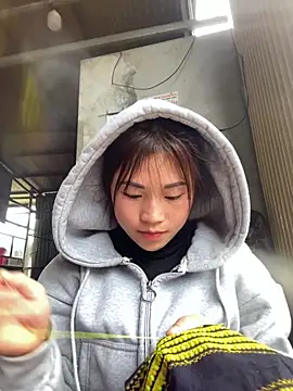 Mylinh- online show from November 18, 2025, 6:28 am