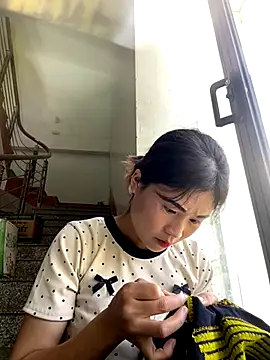 Mylinh- online show from October 11, 2025, 1:39 am