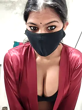 Snapshot of Miya_sistar chatting on November 24, 2025, 6:19 pm Miya sistar online show from November 24, 2025, 6:19 pm