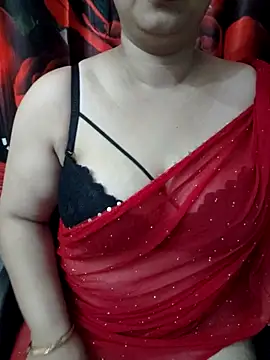 Snapshot of janvi_100 chatting on November 5, 2025, 5:32 am janvi 100 online show from November 5, 2025, 5:32 am