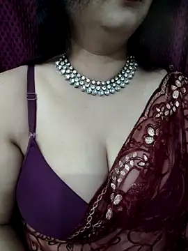 Snapshot of janvi_100 chatting on December 1, 2025, 11:11 am janvi 100 online show from December 1, 2025, 11:11 am