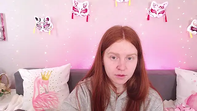 Evarey  online show from May 15, 2026, 4:21 am