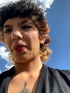 eva caos online show from November 7, 2025, 7:51 pm