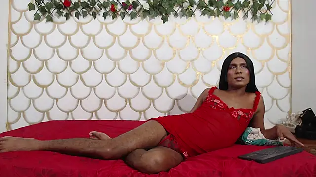 nahomy smiith online show from February 26, 2026, 5:07 am