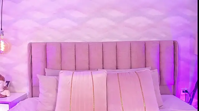 Katya blonde online show from November 30, 2025, 11:49 pm