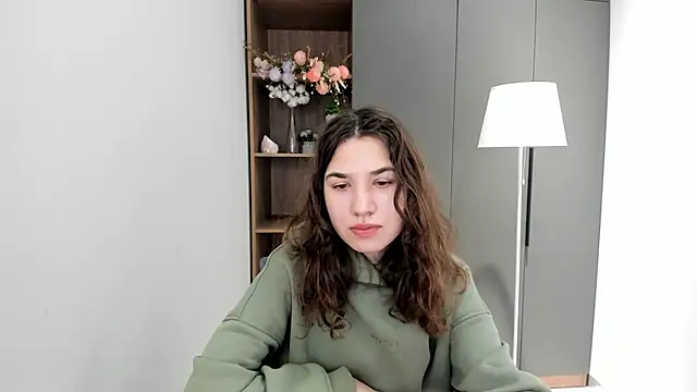 AmmieGerber online show from October 8, 2025, 5:42 am