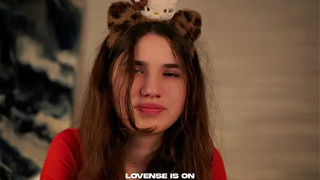 AmmieGerber online show from November 1, 2025, 1:23 am