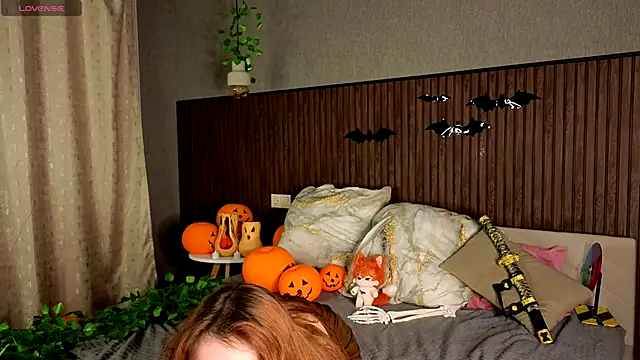 Snapshot of kitsun_ne chatting on November 2, 2025, 8:03 pm kitsun ne online show from November 2, 2025, 8:03 pm