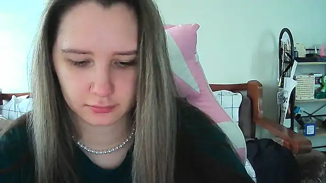 Snapshot of Caymira chatting on February 10, 2026, 5:39 am Caymira online show from February 10, 2026, 5:39 am