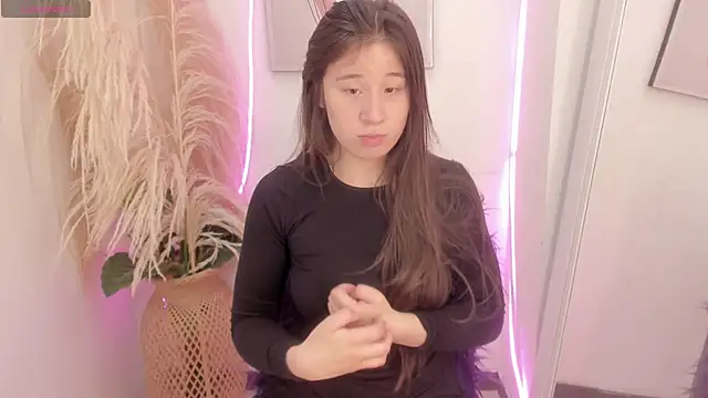 TamaraKarter online show from October 31, 2025, 12:46 pm