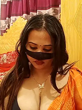 Snapshot of Beauty_Queen_Soniya chatting on February 5, 2026, 10:05 pm Beauty Queen Soniya online show from February 5, 2026, 10:05 pm