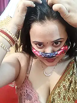 Snapshot of Beauty_Queen_Soniya chatting on February 16, 2026, 6:39 pm Beauty Queen Soniya online show from February 16, 2026, 6:39 pm