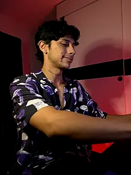 Snapshot of ErosDominant chatting on November 15, 2025, 2:04 am ErosDominant online show from November 15, 2025, 2:04 am