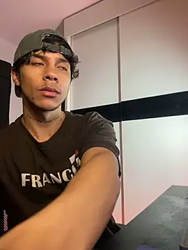 Snapshot of ErosDominant chatting on November 9, 2025, 3:21 am ErosDominant online show from November 9, 2025, 3:21 am