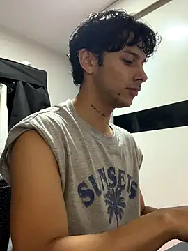 Snapshot of ErosDominant chatting on November 27, 2025, 2:01 am ErosDominant online show from November 27, 2025, 2:01 am