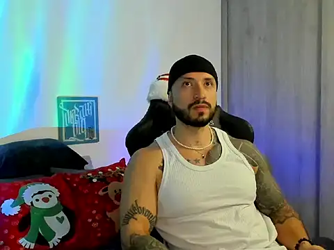 Dave-Max01 online show from December 21, 2025, 3:19 am