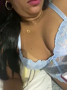 Snapshot of Brunamorenago chatting on May 8, 2026, 1:26 pm Brunamorenago online show from May 8, 2026, 1:26 pm