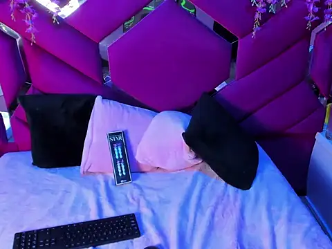 Snapshot of Gisell_Squirt_ chatting on November 12, 2025, 12:20 pm Gisell Squirt online show from November 12, 2025, 12:20 pm