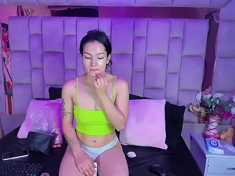 Gisell Squirt  online show from January 10, 2026, 12:11 pm