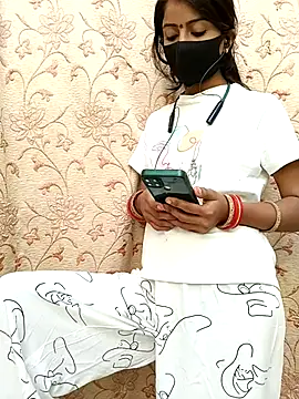 Snapshot of Payal_G chatting on October 9, 2025, 10:27 am Payal G online show from October 9, 2025, 10:27 am