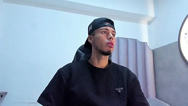 Snapshot of Rurik_Jones chatting on November 14, 2025, 12:20 pm Rurik Jones online show from November 14, 2025, 12:20 pm