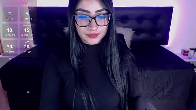 Snapshot of SeleneMore chatting on March 25, 2026, 7:57 pm SeleneMore online show from March 25, 2026, 7:57 pm