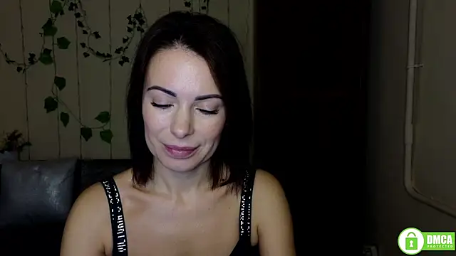 Rita lovvylyou online show from October 27, 2025, 6:36 am