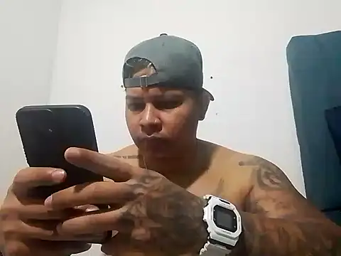 jordan bigcock  online show from February 15, 2026, 12:11 am