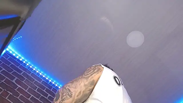 jordan bigcock  online show from May 7, 2026, 11:24 am